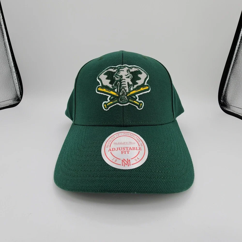 Mitchell & Ness Oakland Athletics Hat Mens OSFA Green Elephant Logo Snapback NEW